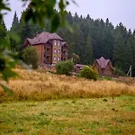 Hotel Pid Lisom Skhidnytsia